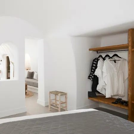 Virginia's Cave אויה