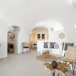 弗吉尼亚洞穴别墅 * 伊亚