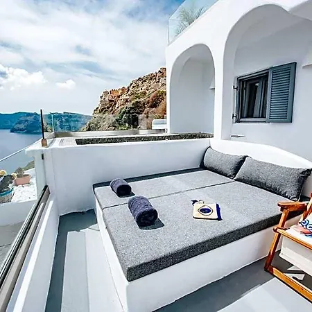 Virginia's Cave Villa