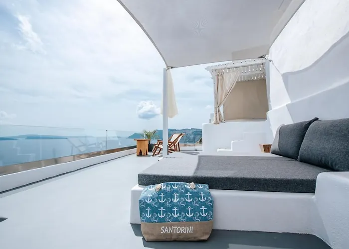 Villa Virginia's Cave Oia (Santorini)