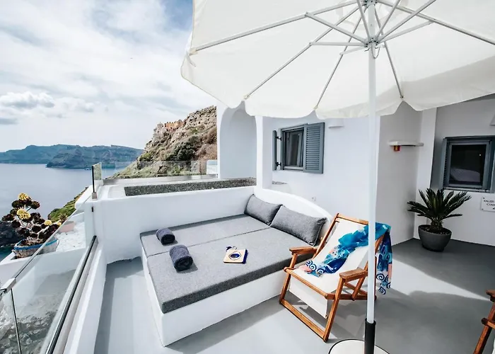 Villa Virginia's Cave Oia