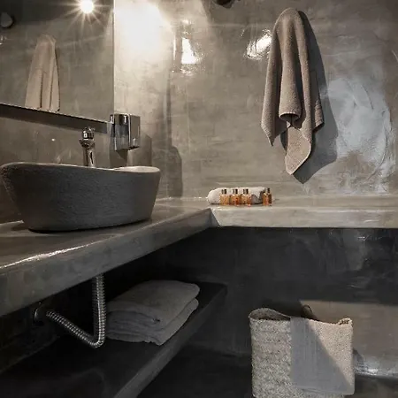 Virginia's Cave * Οία